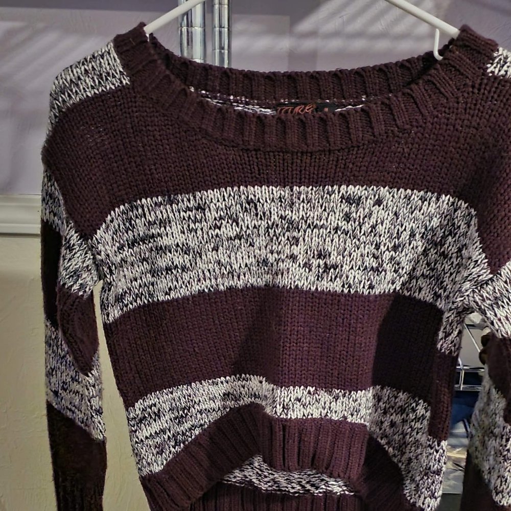 takeout cutoff Sweater